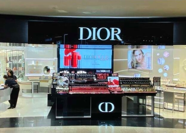 video wall dior klcc opt