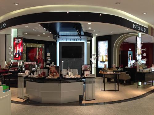 Estee Lauder 